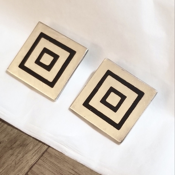 𝅺PUIG Doria Vintage Sterling and Ebony Inlay Earrings - Picture 1 of 6
